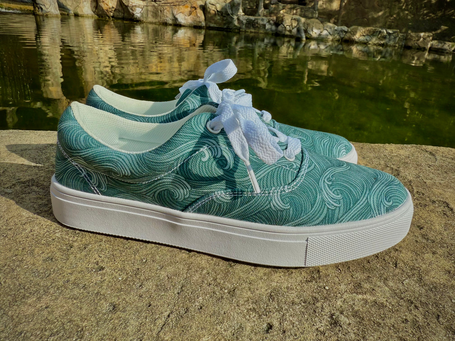 Eternal Current Sneakers