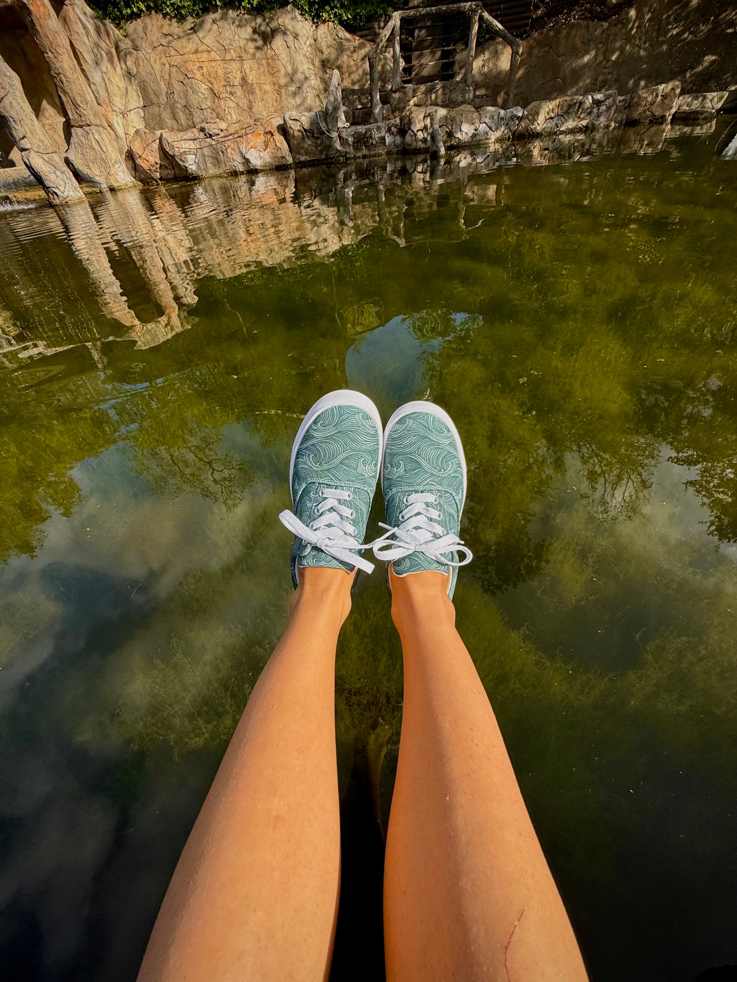 Eternal Current Sneakers