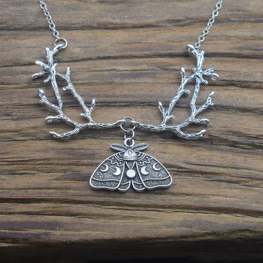Relic of the Hollow Grove Necklace